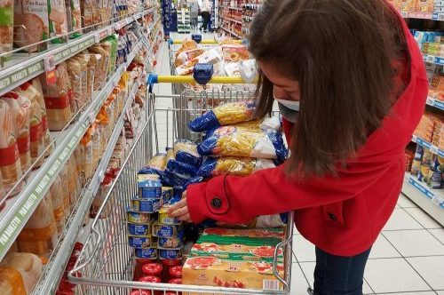 Dare è amare - Aiuti alimentarie distribuzione vestiti